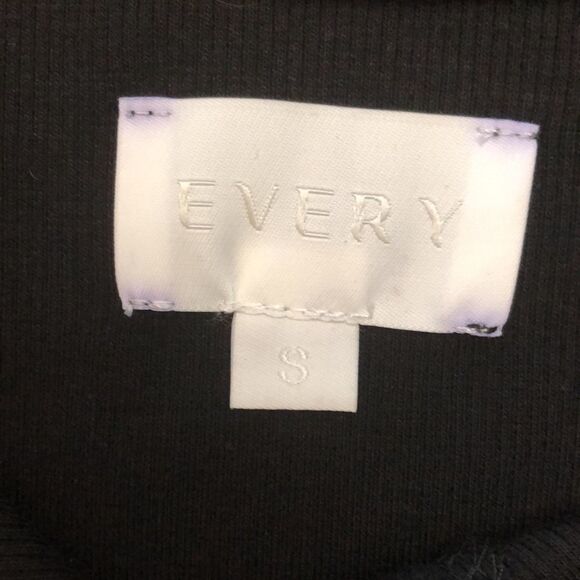 NWT EVERY Button front bodysuit - Picture 4 of 11